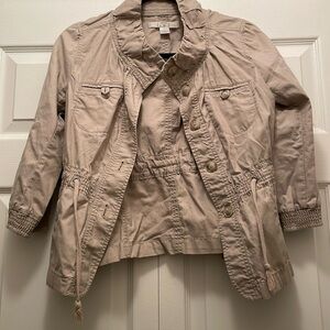 Women’s brown button up jacket with pockets